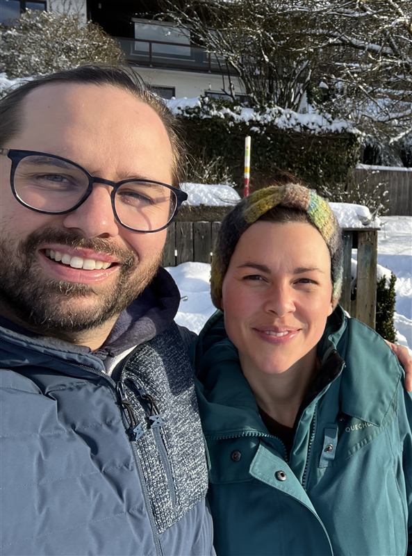 Lynn und Paul Adolf, Ihre Gastgeber